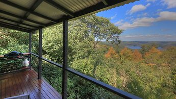 Misty View Cottages Montville
