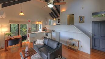 Misty View Cottages Montville