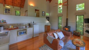 Misty View Cottages Montville