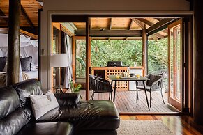 Misty View Cottages Montville