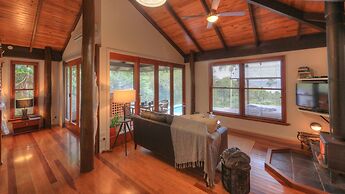 Misty View Cottages Montville