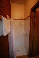 Harrietville Snowline Hotel