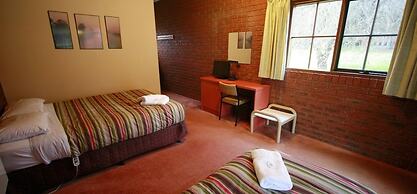 Harrietville Snowline Hotel