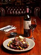 Harrietville Snowline Hotel