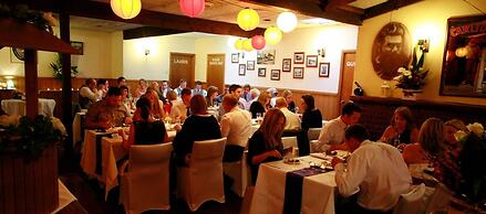 Harrietville Snowline Hotel