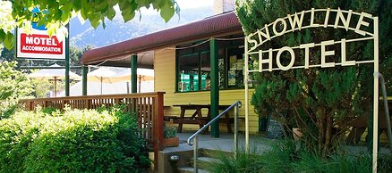 Harrietville Snowline Hotel