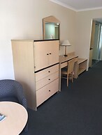 St. Marys Park View Motel