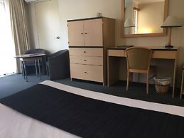 St. Marys Park View Motel