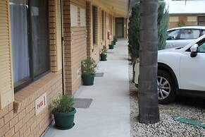 Lone Pine Motel - Corowa