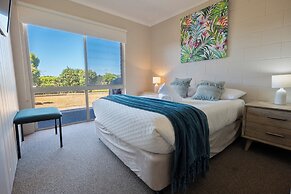 Blue Seas Holiday Villas