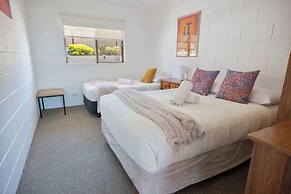 Blue Seas Holiday Villas