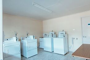 Mayfair Motel Emerald