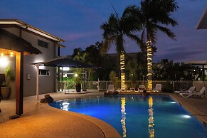 Mayfair Motel Emerald