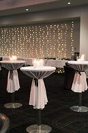 Mayfair Motel Emerald