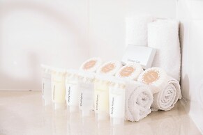 Mayfair Motel Emerald