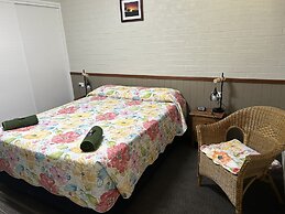 Barcaldine Country Motor Inn