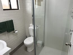 Barcaldine Country Motor Inn