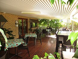 Barcaldine Country Motor Inn