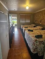 Barcaldine Country Motor Inn