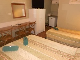 Barcaldine Country Motor Inn