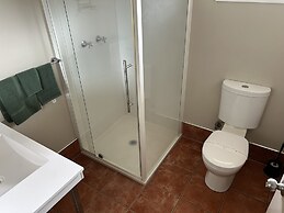 Barcaldine Country Motor Inn