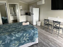 Barcaldine Country Motor Inn