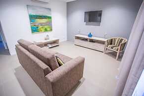 Spinifex Motel & Serviced Apartments