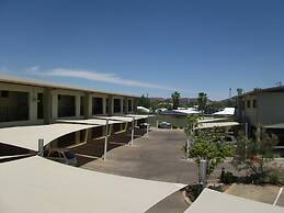 Spinifex Motel & Serviced Apartments