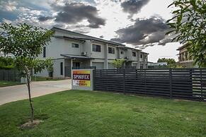 Spinifex Motel & Serviced Apartments
