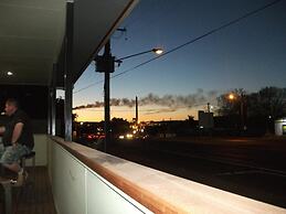 Spinifex Motel & Serviced Apartments