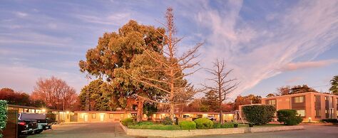 Hamilton Hume Motor Inn