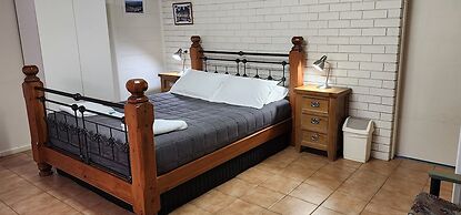 Warrumbungles Mountain Motel