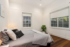 A PERFECT STAY - 3 Little Pigs