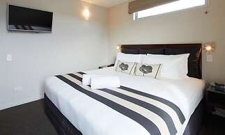 Focus Motel And Executive Suites