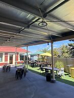 The Queensport Motel & Tavern