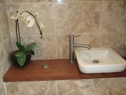 Kensington Olympia Apartments