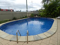 Golden Palms Motor Inn