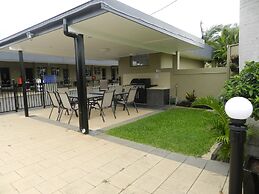 Golden Palms Motor Inn