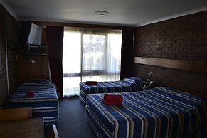 Kardinia Park Motel
