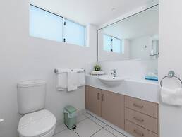 Koola Beach Apartments Bargara
