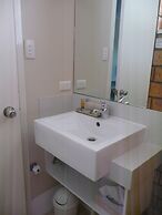 Rosebourne Gardens Motel