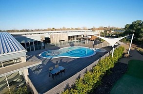 Broadbeach Inverloch Resort