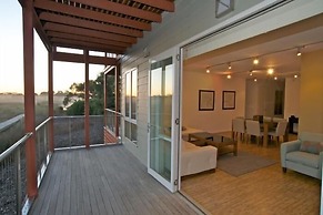 Broadbeach Inverloch Resort