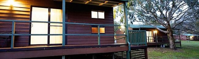 Lakes And Craters Holiday Park