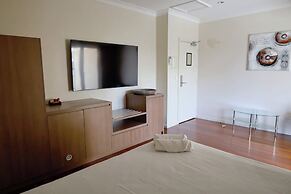 The Australian Hotel Motel Dalby
