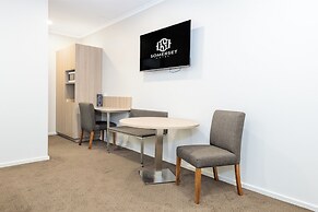 Somerset Hotel