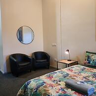 Wentworth Central Motor Inn