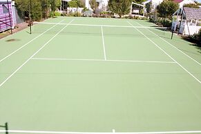 Beach Huts Middleton