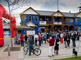 The Blue Pub