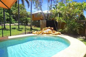 Yongala Lodge by The Strand